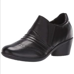 Romika Fashion Comfort Wingtip Style Ankle Pump